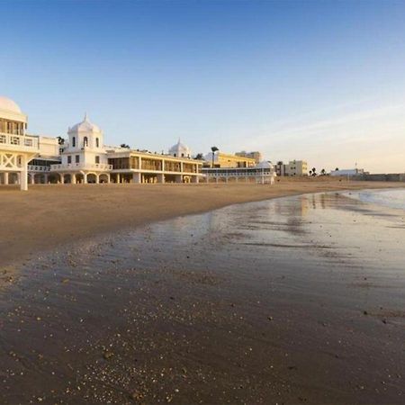 Apartamento El Tanguillo Little Apartments Cadiz Luaran gambar
