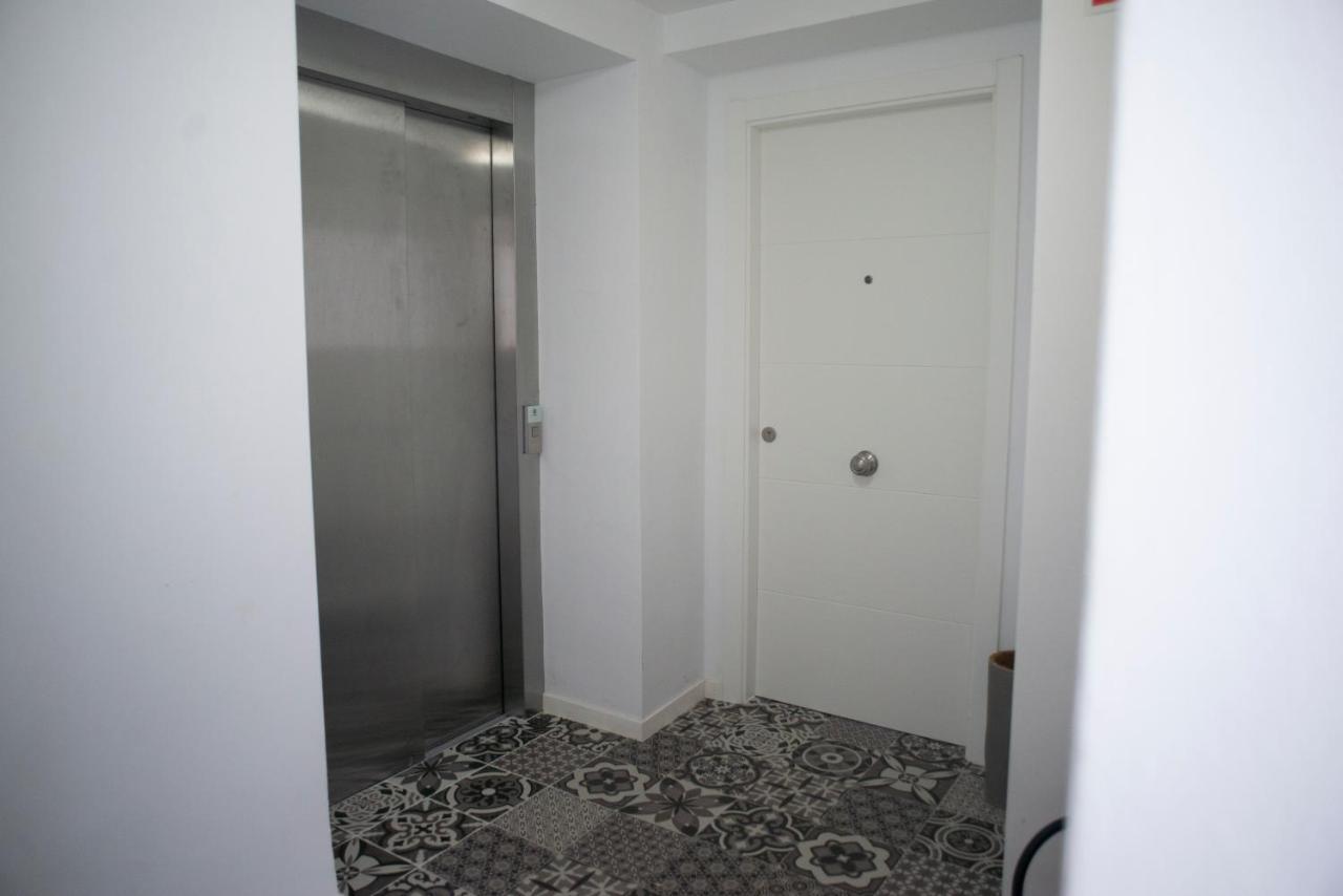 Apartamento El Tanguillo Little Apartments Cadiz Luaran gambar